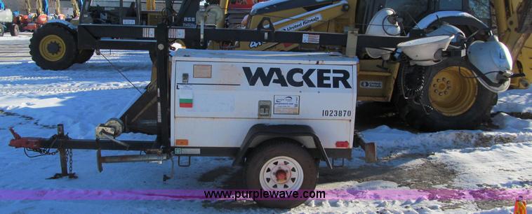 image for item F5907 2007 Wacker LTC4L portable light tower