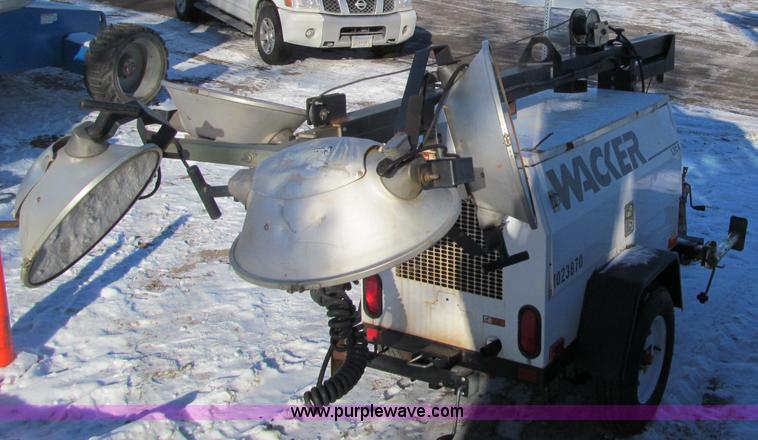 image for item F5907 2007 Wacker LTC4L portable light tower