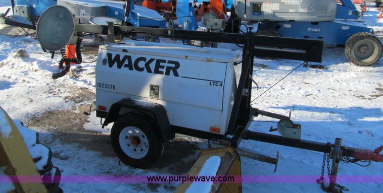 image for item F5907 2007 Wacker LTC4L portable light tower