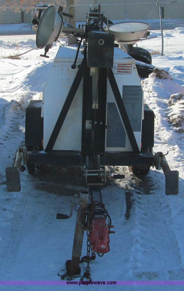 image for item F5907 2007 Wacker LTC4L portable light tower