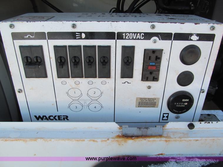 image for item F5907 2007 Wacker LTC4L portable light tower