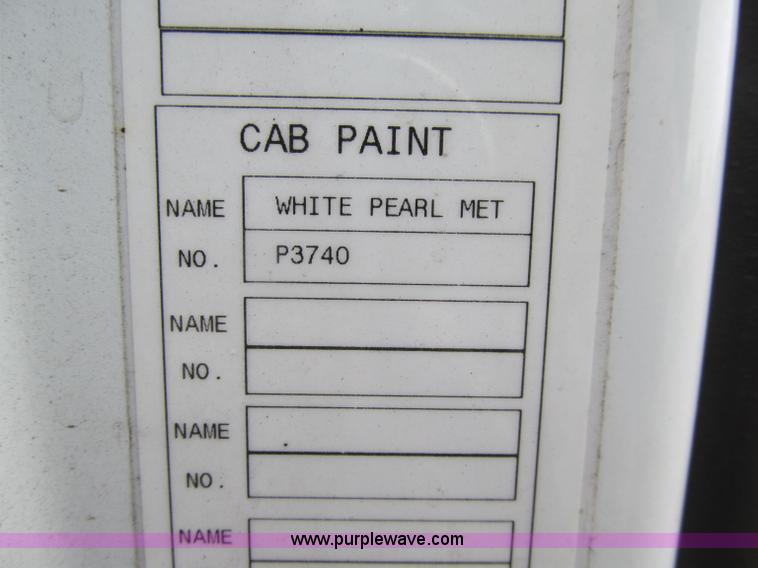 image for item D7022 2007 Volvo VNL TA semi truck