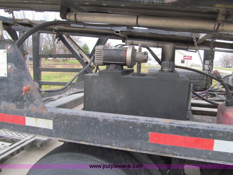 image for item D7023 2008 Wally-Mo H-8CC tandem axle car trailer