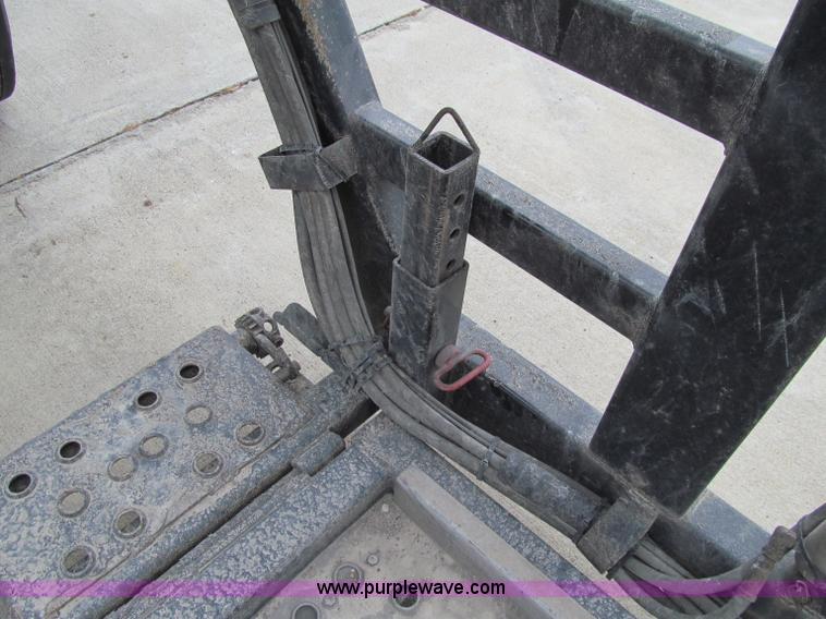 image for item D7023 2008 Wally-Mo H-8CC tandem axle car trailer