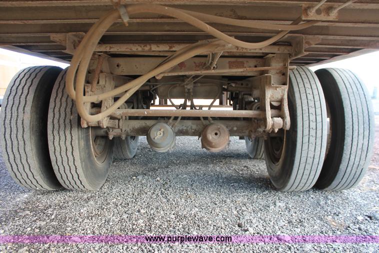 image for item E2805 1993 Wabash 48' enclosed dry van trailer