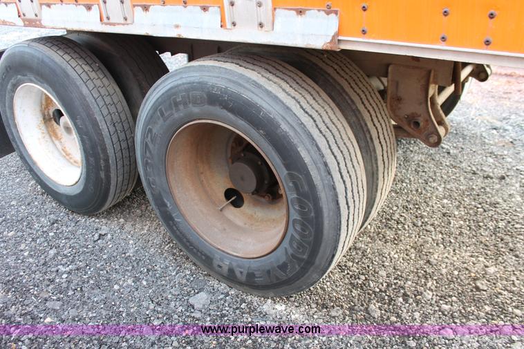 image for item E2805 1993 Wabash 48' enclosed dry van trailer