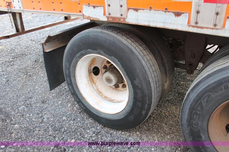 image for item E2805 1993 Wabash 48' enclosed dry van trailer