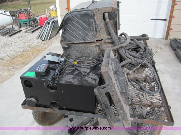 image for item E5866 2005 Gen 4 auxiliary power unit