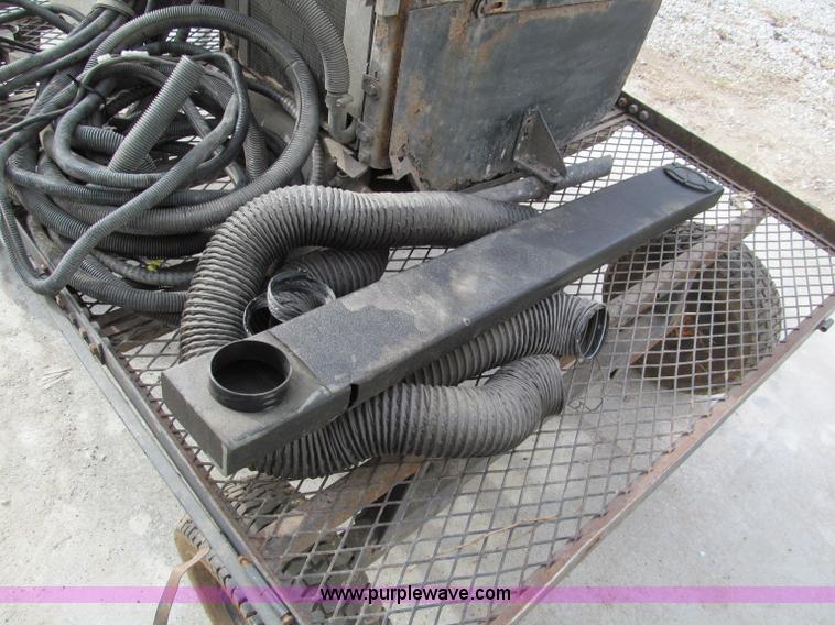 image for item E5866 2005 Gen 4 auxiliary power unit