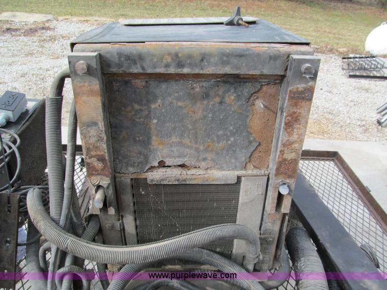 image for item E5866 2005 Gen 4 auxiliary power unit