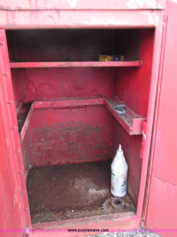 image for item E7007 1978 Mack R600L wrecker truck