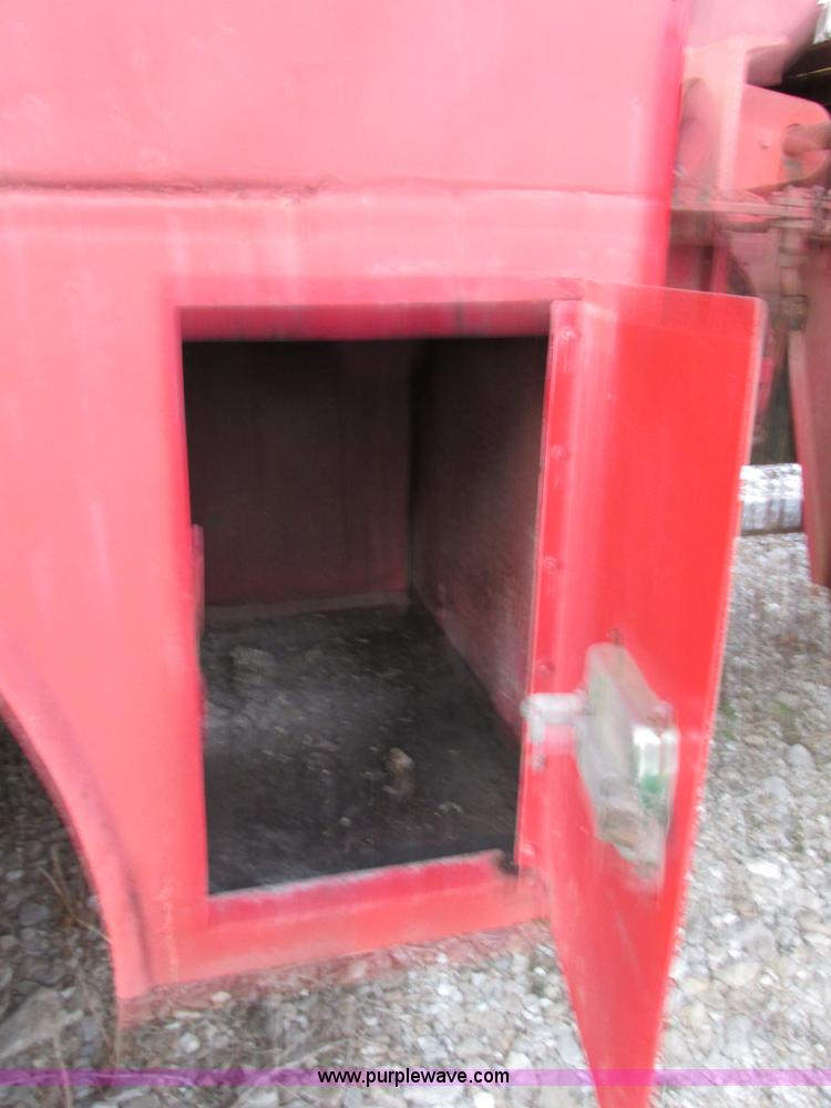 image for item E7007 1978 Mack R600L wrecker truck