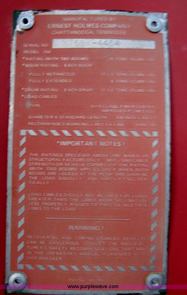 image for item E7007 1978 Mack R600L wrecker truck