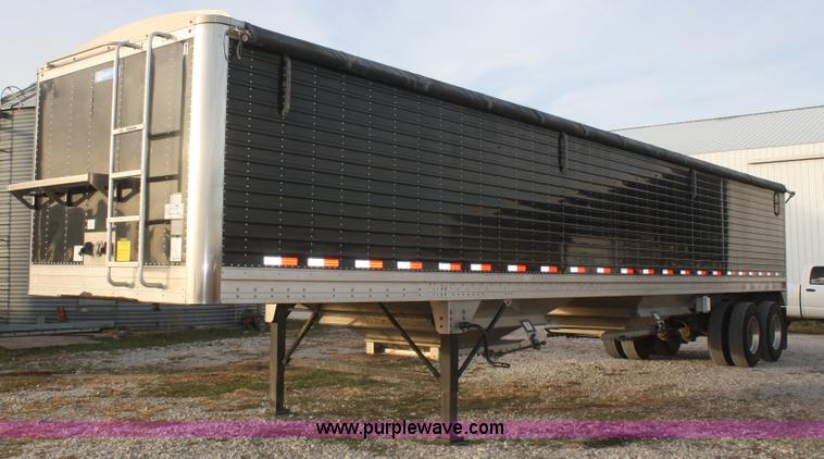 image for item F2896 2010 Stoughton double hopper grain trailer