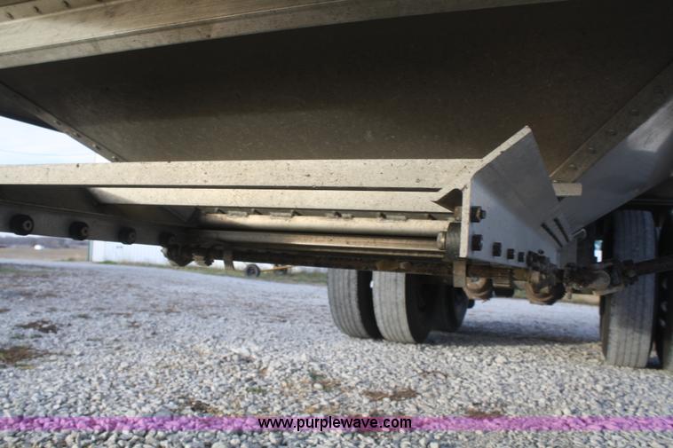image for item F2896 2010 Stoughton double hopper grain trailer