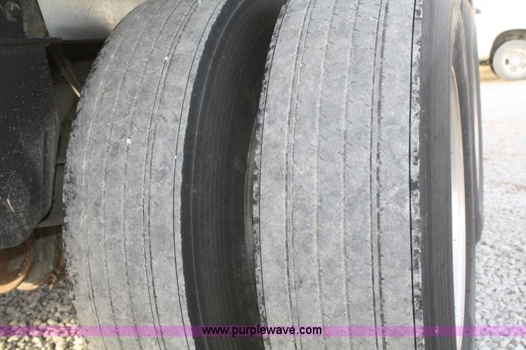 image for item F2896 2010 Stoughton double hopper grain trailer