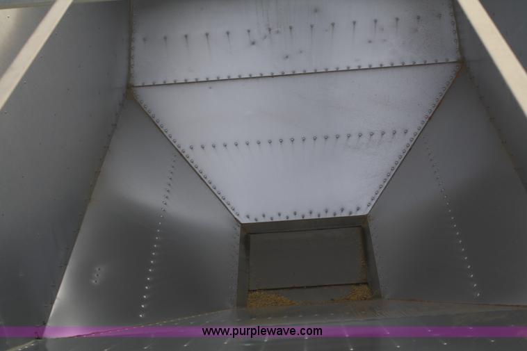 image for item F2896 2010 Stoughton double hopper grain trailer