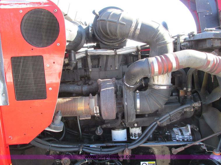 image for item F4162 2003 Kenworth T600 semi truck