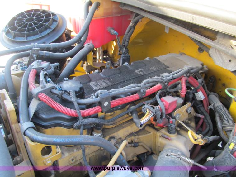 image for item F5888 2007 Freightliner M2 Business Class semi truck