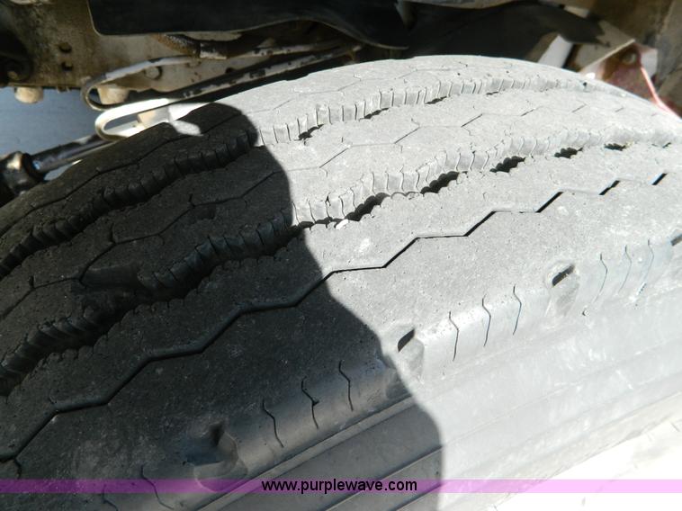 image for item G7622 1979 GMC General semi truck