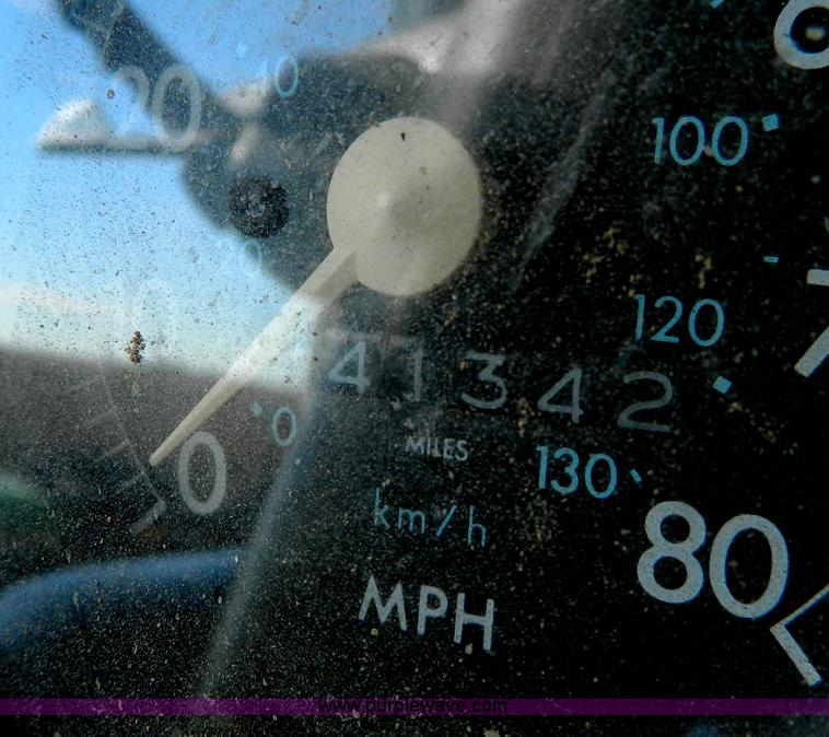 image for item G7622 1979 GMC General semi truck