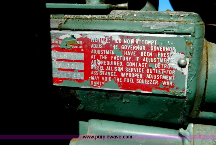 image for item G7622 1979 GMC General semi truck