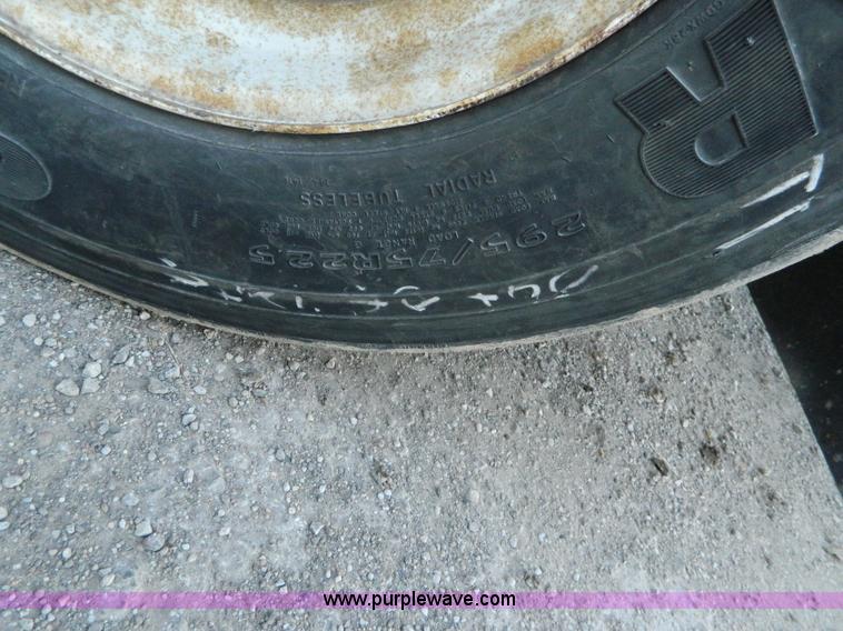 image for item G7649 2000 Great Dane 48' dry van trailer