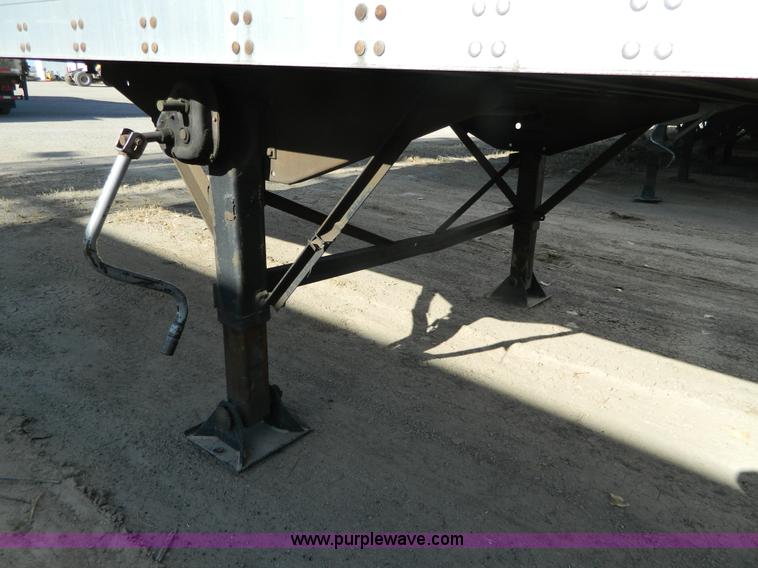image for item G7650 1998 Utility 53' dry van trailer