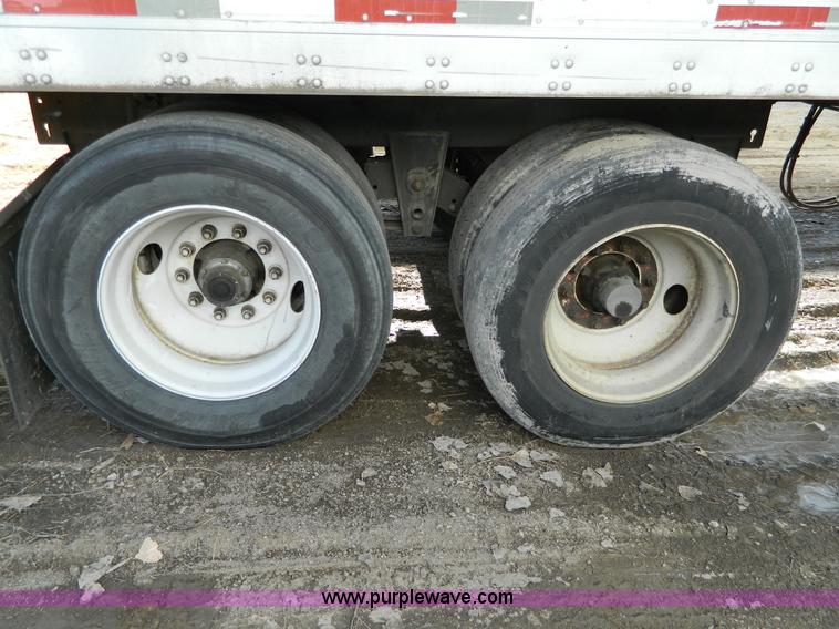 image for item G7650 1998 Utility 53' dry van trailer