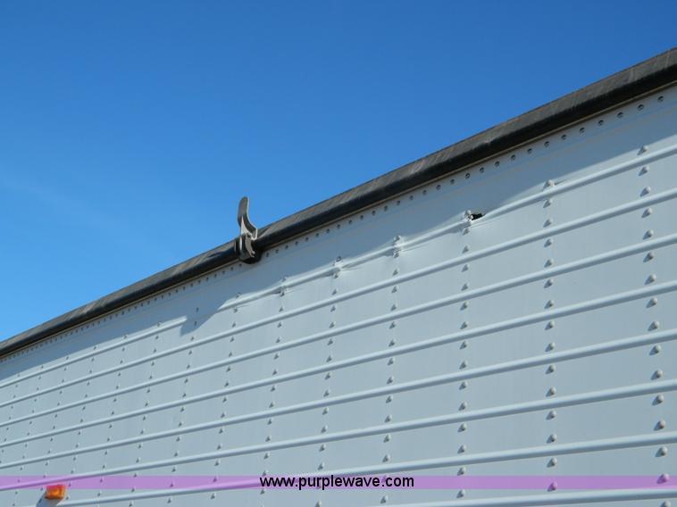 image for item G7655 2001 Wilson Pace Setter 43' double hopper grain trailer