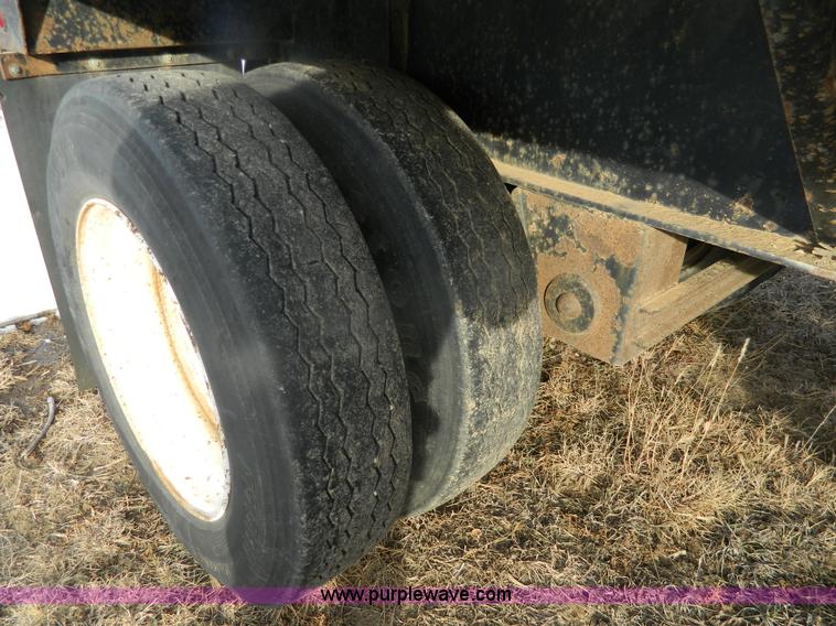 image for item G7675 1993 Fontaine 45' trailer