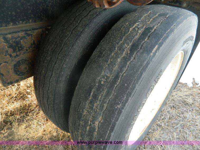 image for item G7675 1993 Fontaine 45' trailer