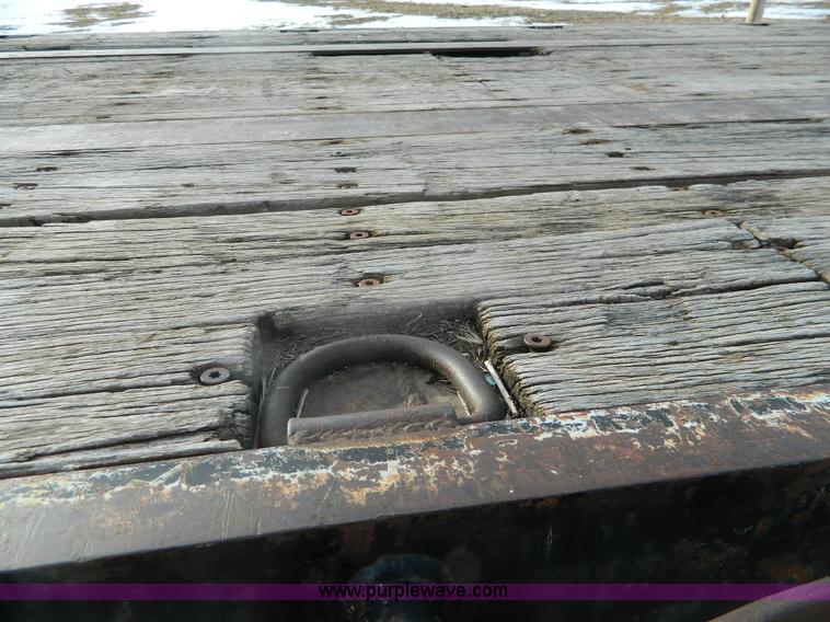 image for item G7675 1993 Fontaine 45' trailer