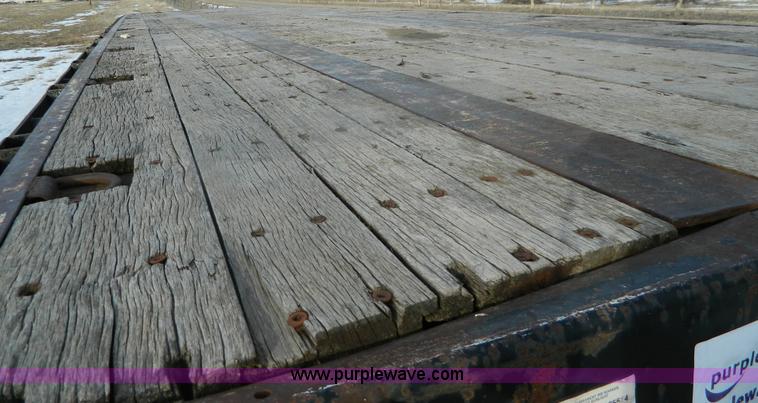 image for item G7675 1993 Fontaine 45' trailer