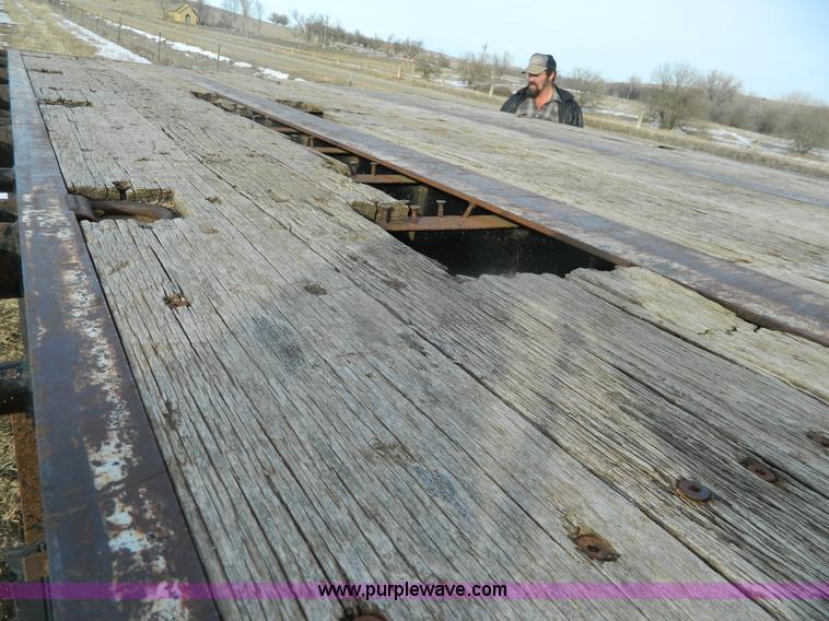 image for item G7675 1993 Fontaine 45' trailer