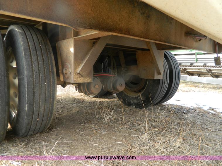 image for item G7683 1993 Merritt 43' double hopper grain trailer