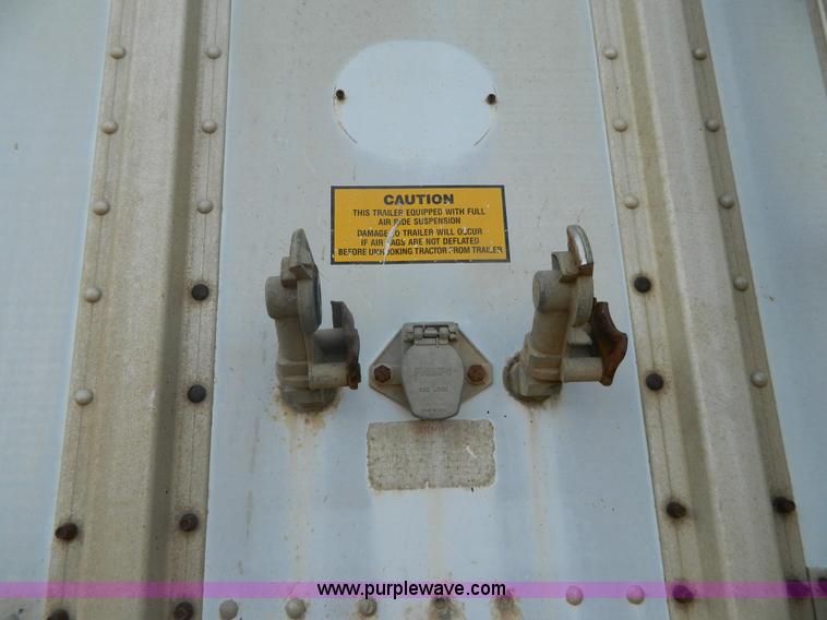 image for item G7683 1993 Merritt 43' double hopper grain trailer