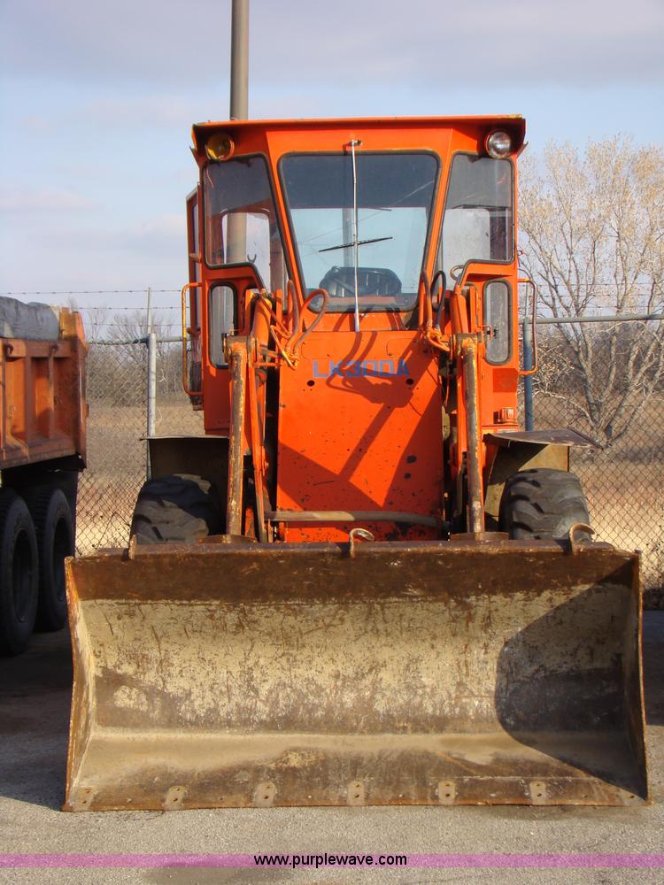 image for item B1696 1986 Kobelco High Loader wheel loader