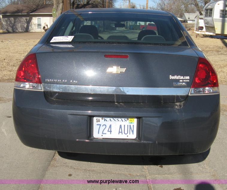 image for item B8454 2008 Chevrolet Impala LS