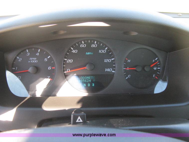 image for item B8454 2008 Chevrolet Impala LS