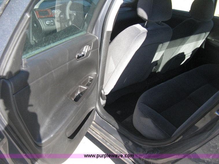 image for item B8454 2008 Chevrolet Impala LS