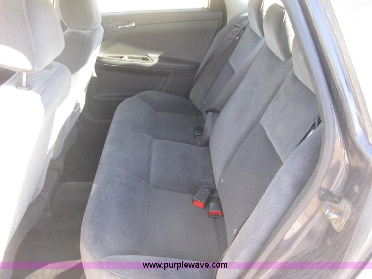 image for item B8454 2008 Chevrolet Impala LS