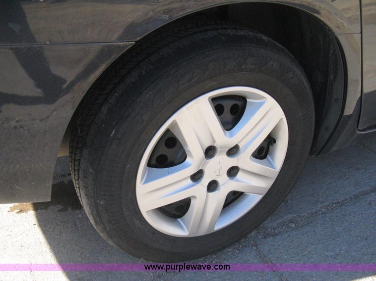 image for item B8454 2008 Chevrolet Impala LS