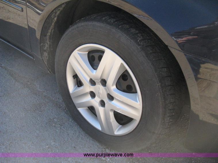 image for item B8454 2008 Chevrolet Impala LS