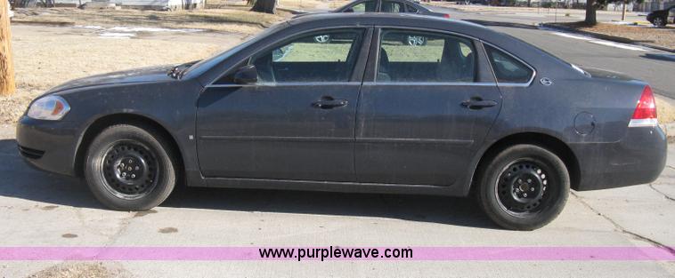 image for item B8455 2008 Chevrolet Impala LS