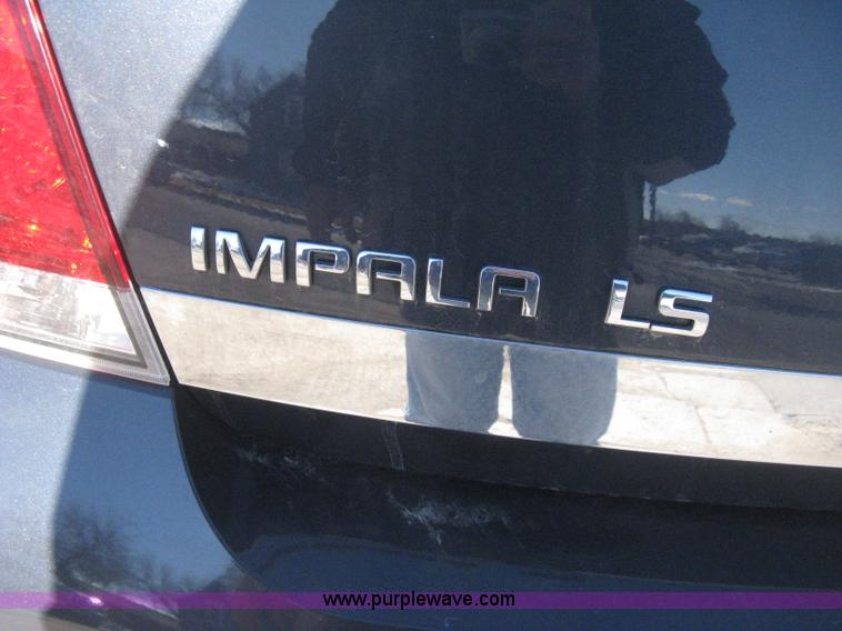 image for item B8455 2008 Chevrolet Impala LS
