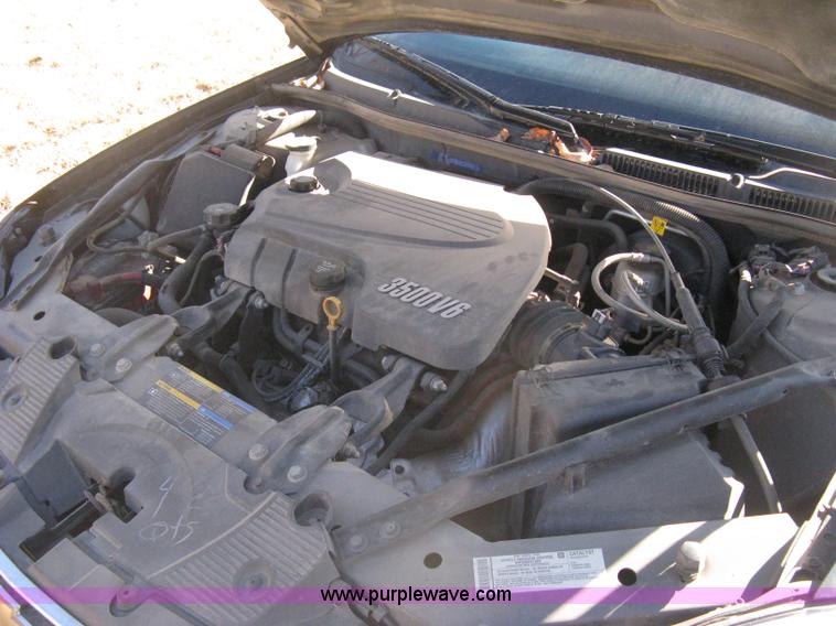 image for item B8455 2008 Chevrolet Impala LS