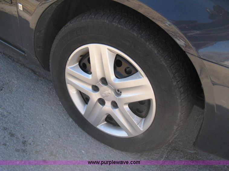 image for item B8455 2008 Chevrolet Impala LS