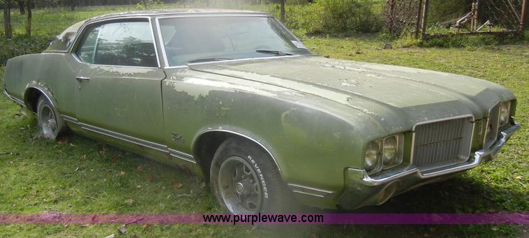 image for item D4870 1971 Oldsmobile Cutlass Supreme