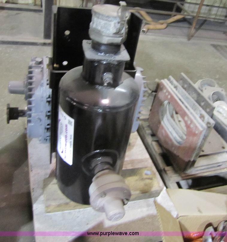 Drum 807 pneumatic blower in Fredonia, KS Item D5753 sold Purple Wave